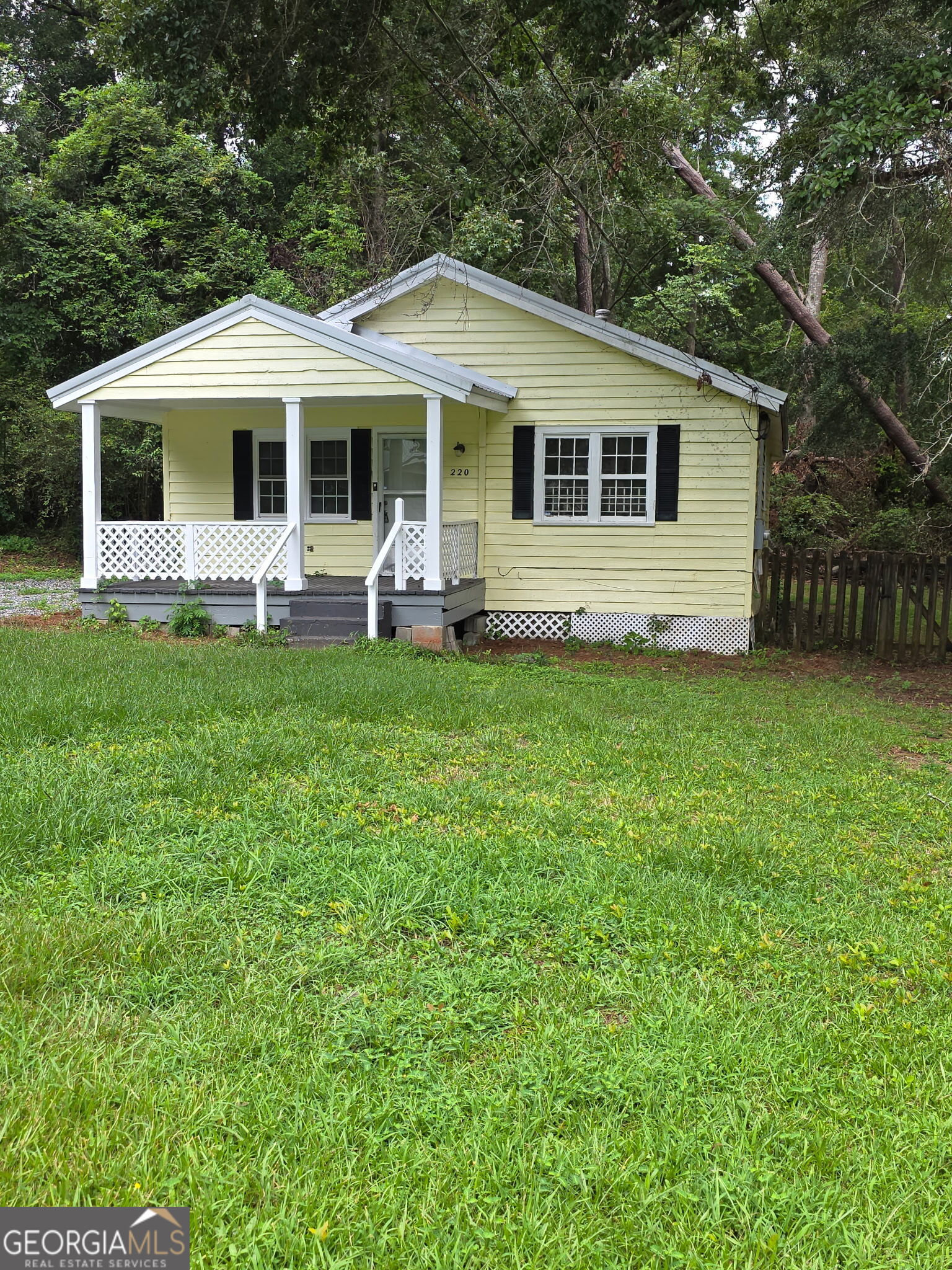 220 N Richmond Street, Milledgeville GA — front exterior